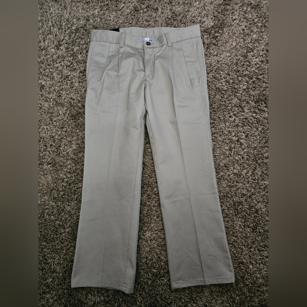 New Chaps Khaki Boy' Pants Pleated Front School Approved NWT Kohls Beige Size 10